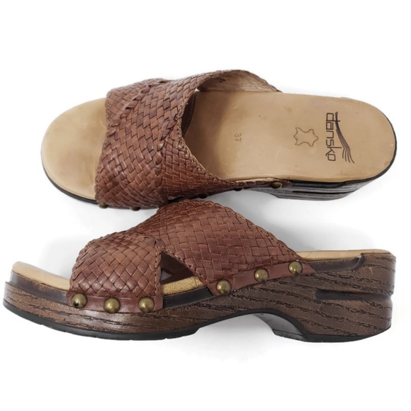 dansko shoes sandals